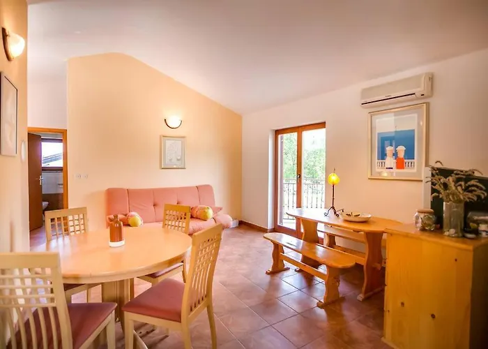 Stara Apartment Porozina